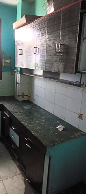 Kitchen in 1 BHK Apartment at Sector 21c – for Rent