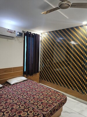 Bedroom in 2.5 BHK Builder Floor at Sector 55 – for Rent