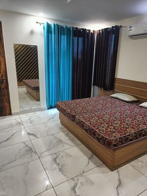 Bedroom in 2.5 BHK Builder Floor at Sector 55 – for Rent