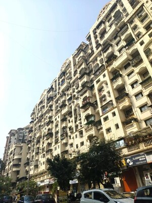  Shop For Rent in Haware Splendor, Kharghar