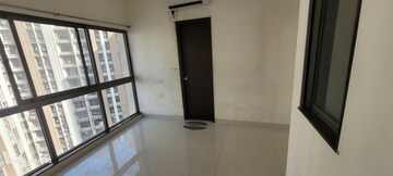 Room in 2 BHK Apartment at Lodha Casa Viva, Majiwada – for Rent