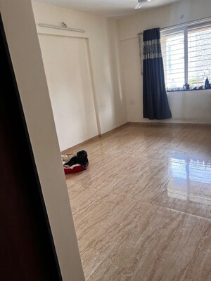 Room in 2 BHK Apartment at Smital Residency, Balewadi – for Rent