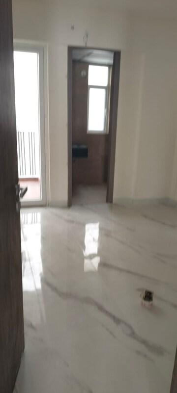 Room in 3.5 BHK Builder Floor at M3M Soulitude, Sector 89 – for Rent