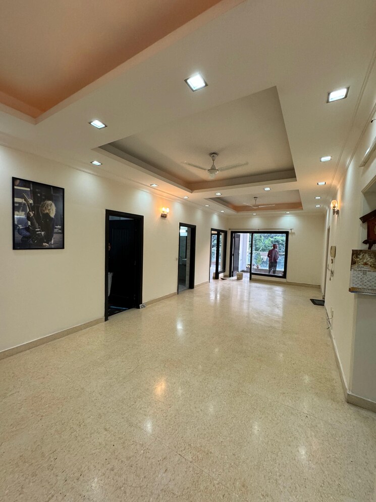 Room, dlf-atria 3.5 Bedroom 3200 Sq.Ft. Builder Floor In Dlf Phase ii Gurgaon 9301229