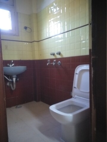 Bathroom in 2 BHK Builder Floor at New Rajinder Nagar – for Rent