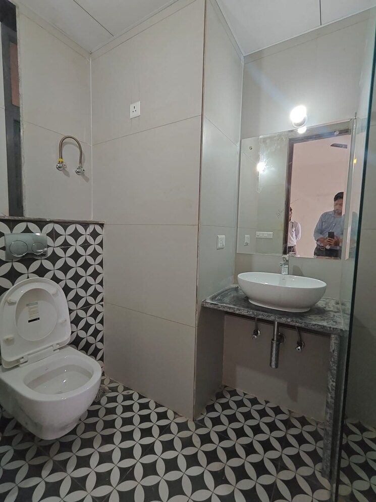 Bathroom, chd-avenue-71 3 Bedroom 1750 Sq.Ft. Apartment In Sector 71 Gurgaon 9301241