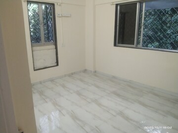 Room in 2 BHK Apartment at Florida Apartment, Andheri West – for Sale