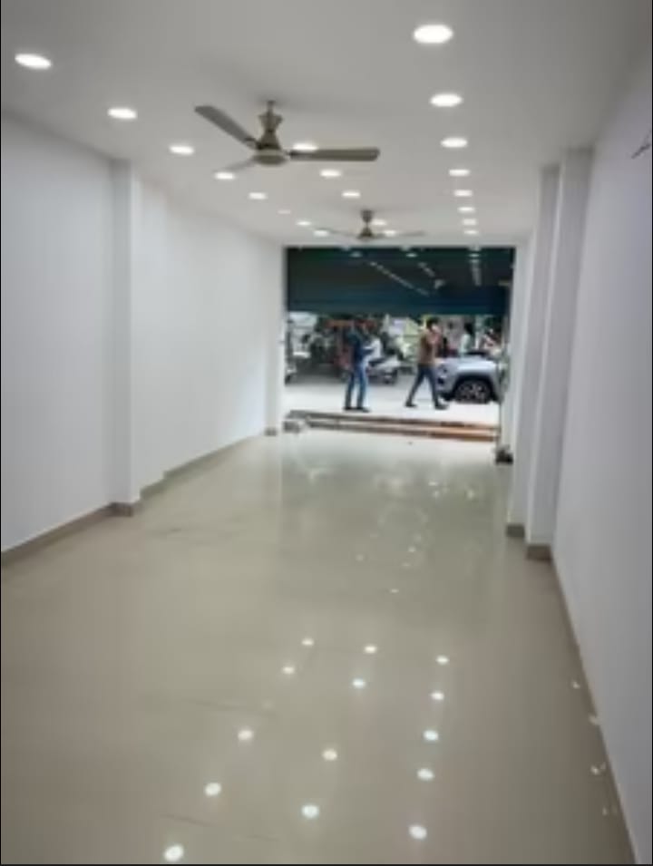 Retail Shop For Sale in Suncity Avenue 102