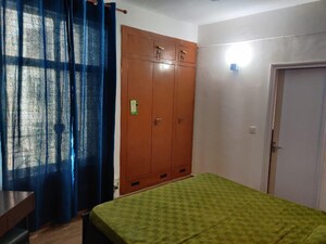Bedroom in 3 BHK Apartment at DLF Silver Oaks, Sector 26 – for Rent