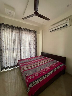 Bedroom in 2 BHK Apartment at Dara Orange Homes, Lohgarh – for Rent