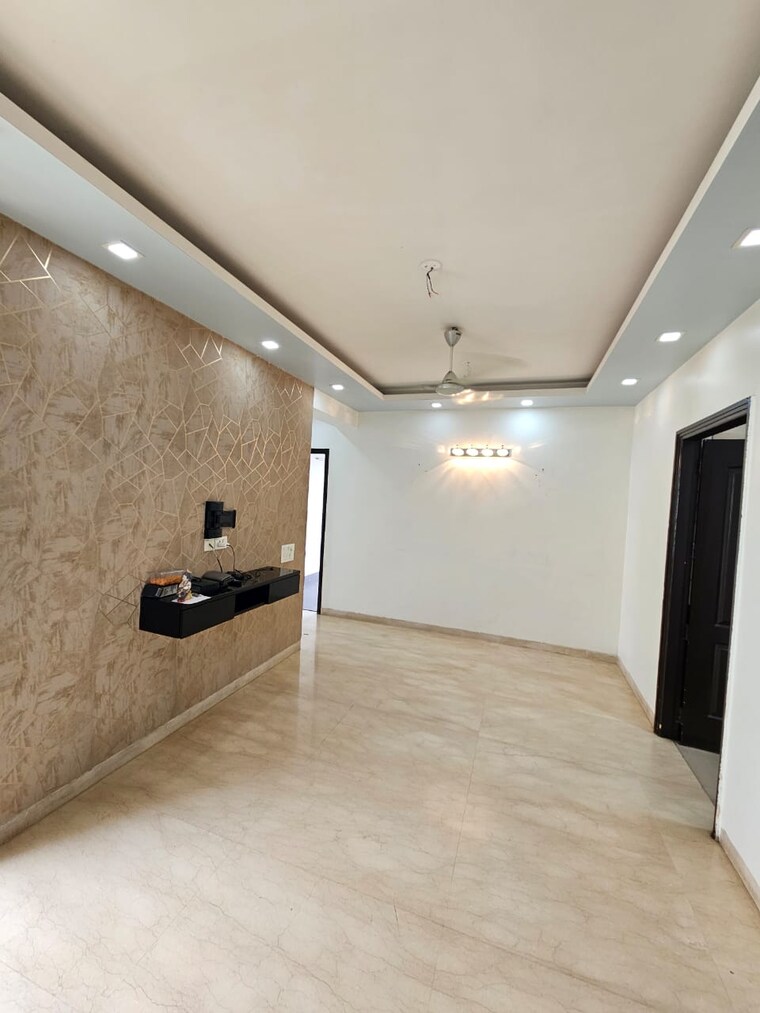 Master Bedroom, bestech-park-view-spa-next 3 Bedroom 1935 Sq.Ft. Apartment In Sector 67 Gurgaon 9301344