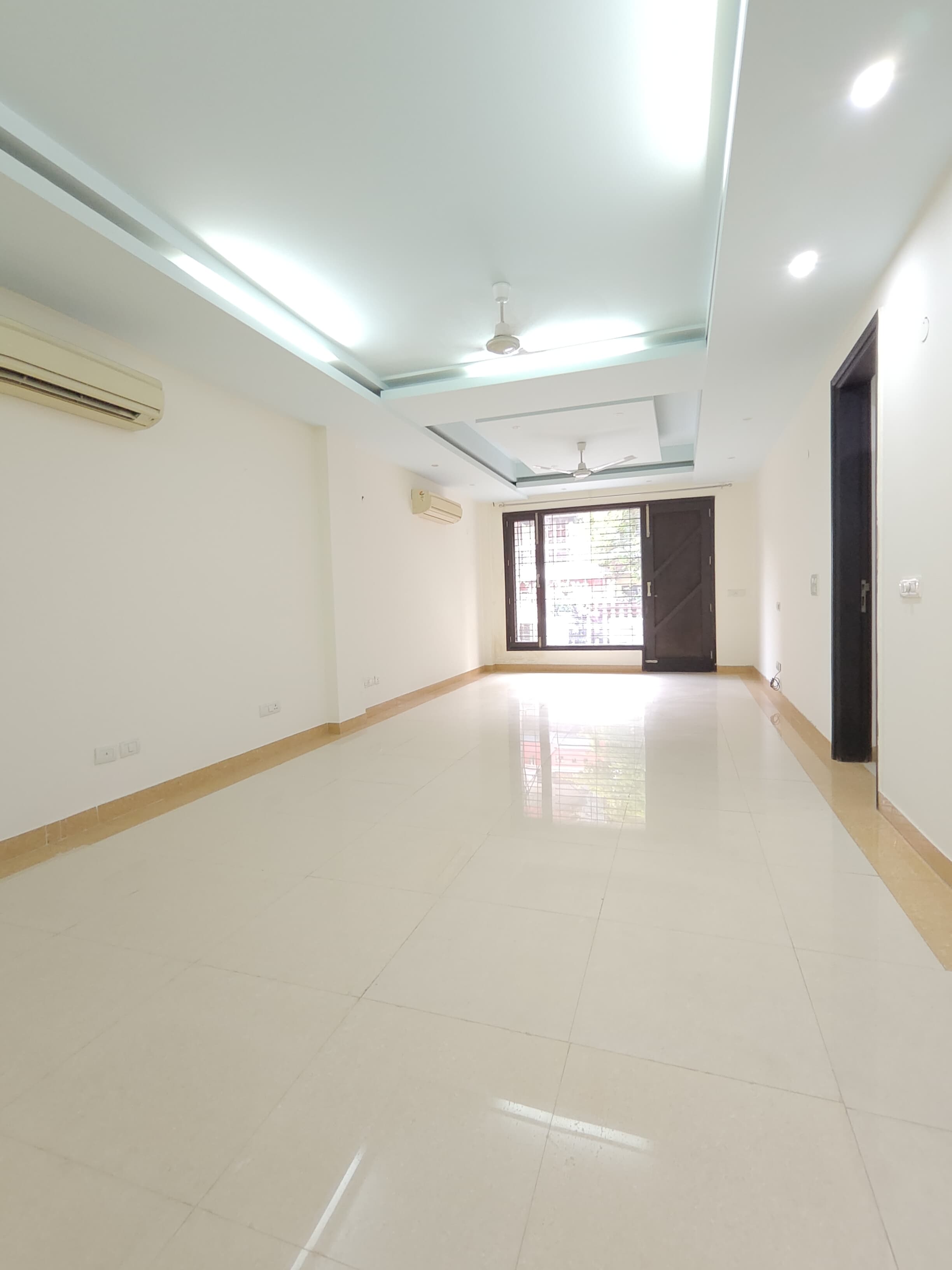3 BHK + Extra Room Builder Floor For Rent in DLF Phase II