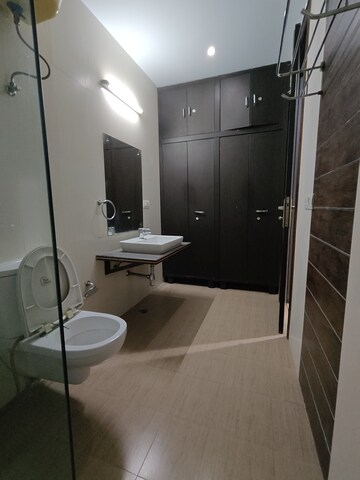 Bathroom in 3 BHK Builder Floor at Dlf Phase ii – for Rent