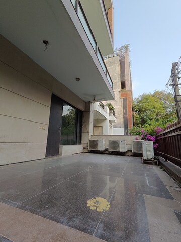 3 BHK Builder Floor – Exterior View View at Dlf Phase ii - for Rent