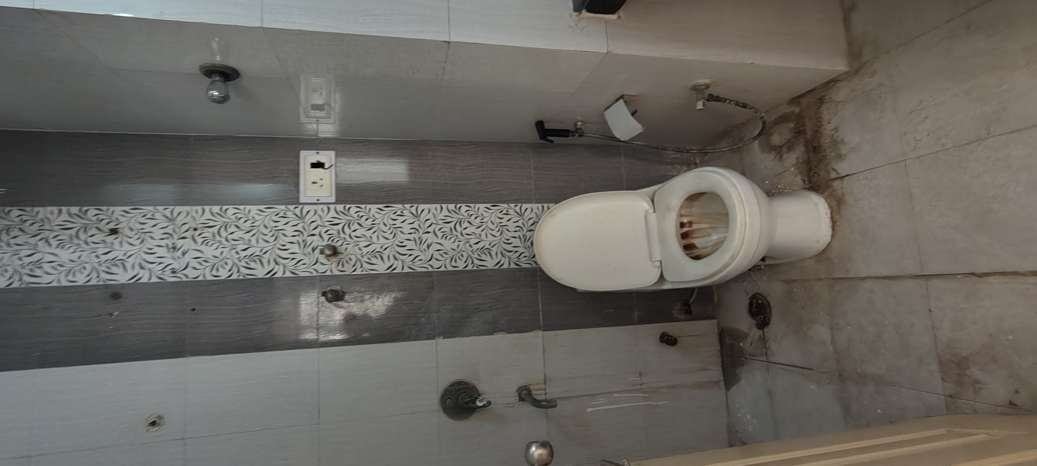 2 BHK + Extra Room Apartment For Rent in Neelam Vihar