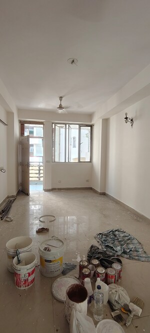 Building Lobby in 2 BHK Apartment at Neelam Vihar, Vaishali Sector 3 – for Rent