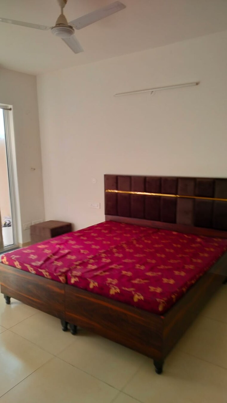 Bedroom, sushma-valencia 3 Bedroom 1800 Sq.Ft. Apartment In International Airport Road Zirakpur 9301364