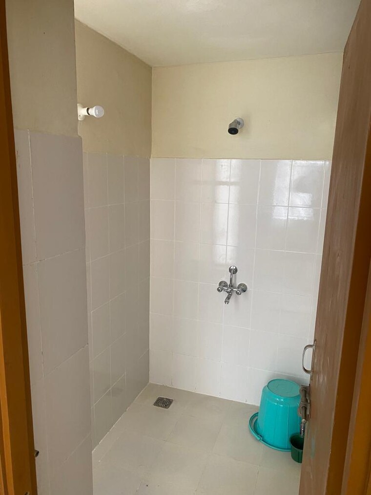 Bathroom, adani-aangan 1 Bedroom 412 Sq.Ft. Apartment In Sector 89a Gurgaon 9301380