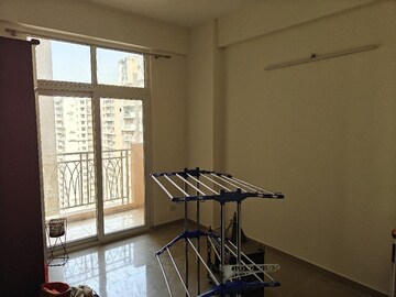 Staircase in 3 BHK Apartment at Mahagun Mywoods, Sector 16c Greater Noida – for Rent