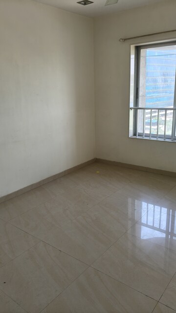 Room in 2 BHK Apartment at Gundecha Symphony, Andheri West – for Sale