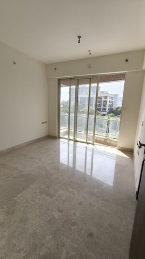 Room in 3 BHK Apartment at The Wadhwa The Nest, Andheri West – for Sale