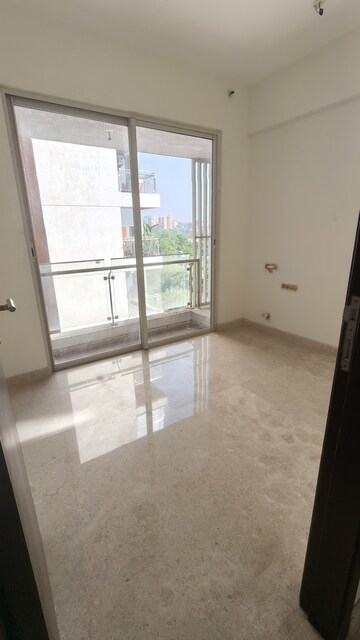 Room in 3 BHK Apartment at The Wadhwa The Nest, Andheri West – for Sale