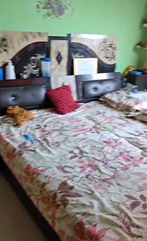 Parking in 1 BHK Builder Floor at Lucky The Palm Valley, Sector 1 Greater Noida – for Sale