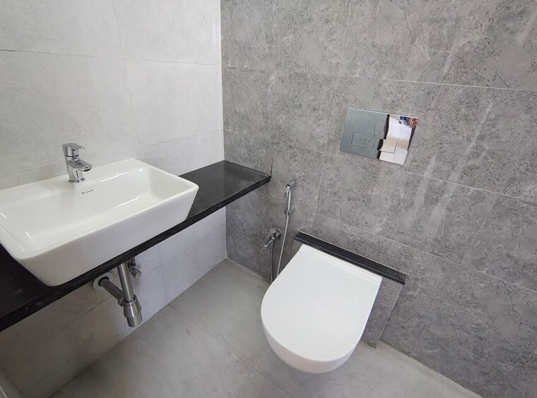 Bathroom, oxford-navrang-oasis 2 Bedroom 698 Sq.Ft. Apartment In Goregaon West Mumbai 9301430