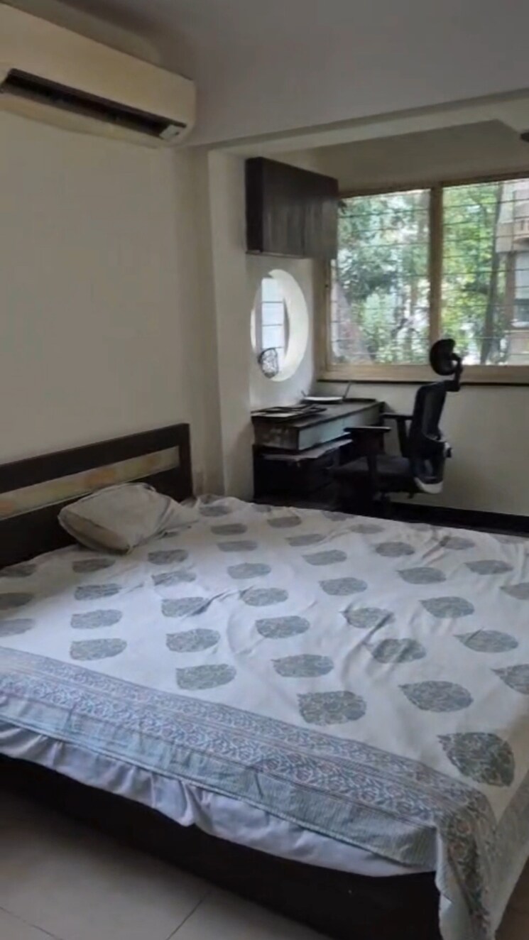 Bedroom, juhu 2 Bedroom 850 Sq.Ft. Apartment In Juhu Mumbai 9301377