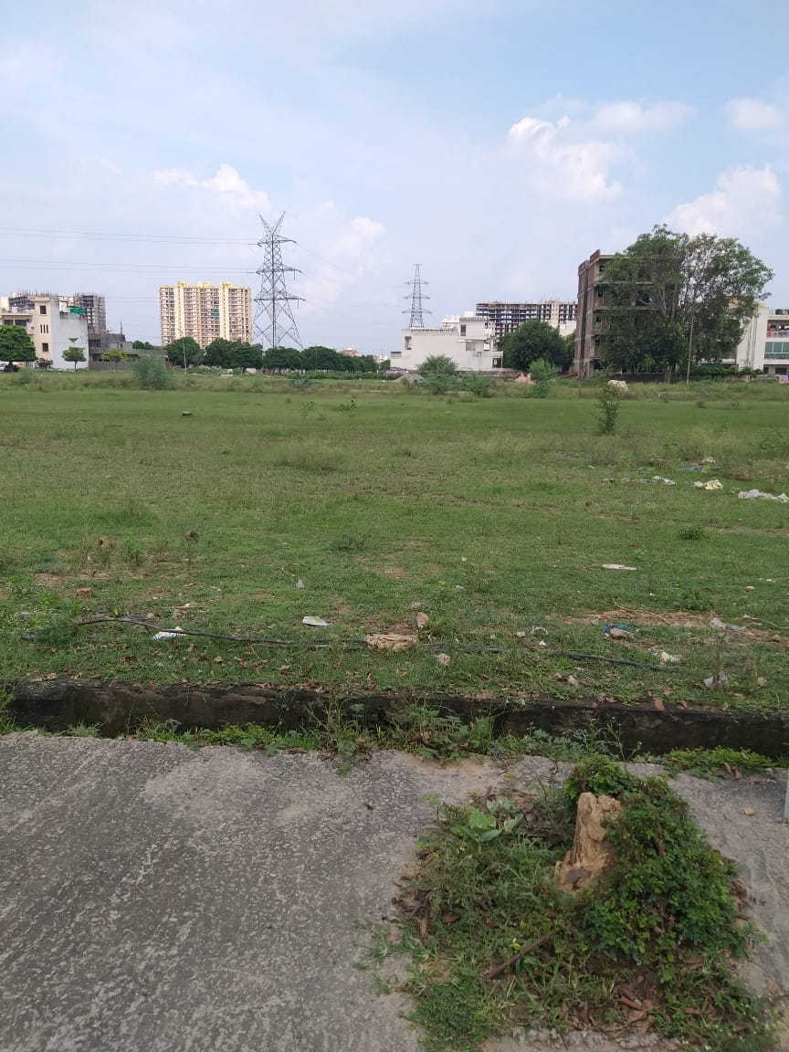 Plot For Sale in Bptp Parkland Plots Farid