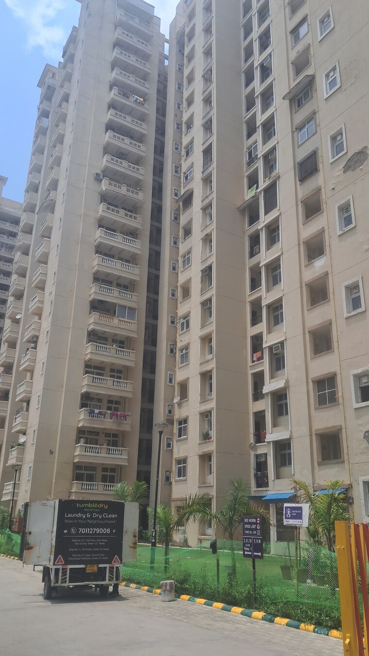 Exterior View, amrapali-golf-homes 3 Bedroom 1595 Sq.Ft. Apartment In Sector 4 Greater Noida Greater Noida 9301448