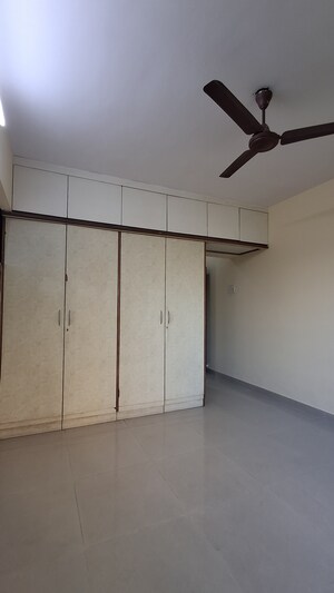 Staircase in 2.5 BHK Apartment at Kanakia Samarpan, Borivali East – for Rent