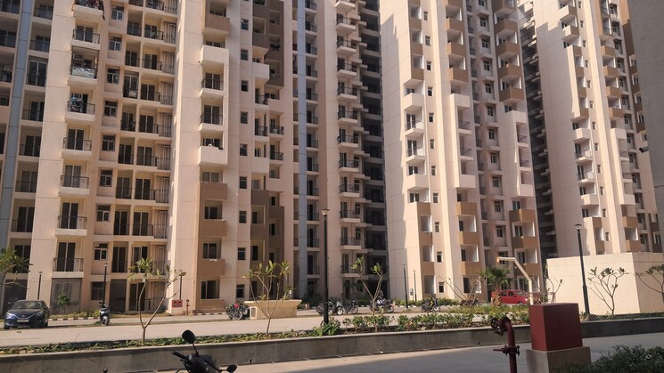 Exterior View, amrapali-golf-homes 3 Bedroom 1595 Sq.Ft. Apartment In Sector 4 Greater Noida Greater Noida 9301448