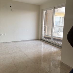 Room in 2 BHK Apartment at BPTP Discovery Park, Badauli Village – for Sale