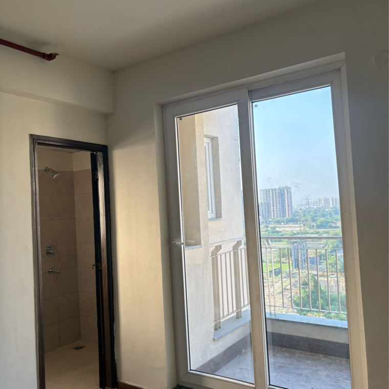 Room, bptp-discovery-park 2 Bedroom 1120 Sq.Ft. Apartment In Badauli Village Faridabad 9301471