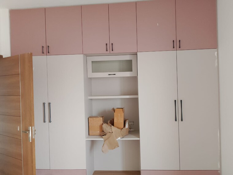 Master Bedroom, tulip-yellow 3 Bedroom 1704 Sq.Ft. Apartment In Sector 69 Gurgaon 9301497