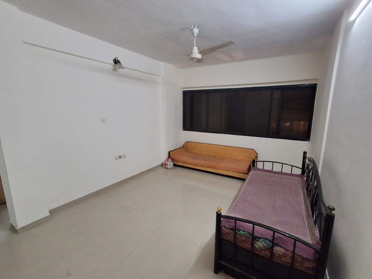 Room, erandwane 1 Bedroom 750 Sq.Ft. Apartment In Erandwane Pune 9301511