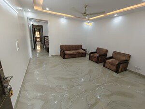Room in 2 BHK Builder Floor at Lajpat Nagar I – for Rent