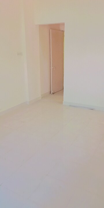 Room in 2 BHK Apartment at Elite Empire Apartment, Balewadi – for Rent