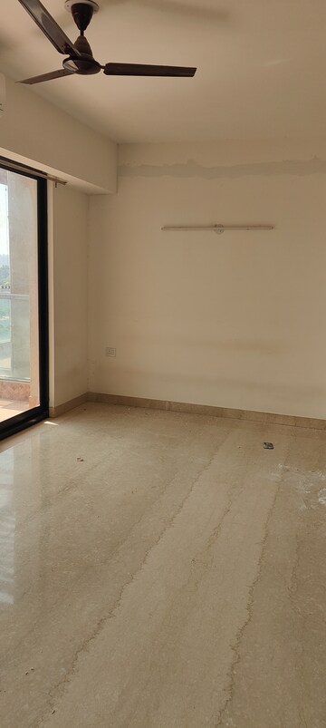 Room in 3 BHK Apartment at Adani Samsara Vilasa, Sector 63 – for Rent