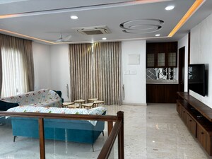 Bedroom in 4 BHK Villa at Gandipet – for Rent