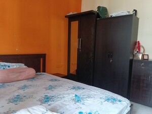 Bedroom in 2 BHK Apartment at Kalpataru Shravasti, Malad West – for Rent