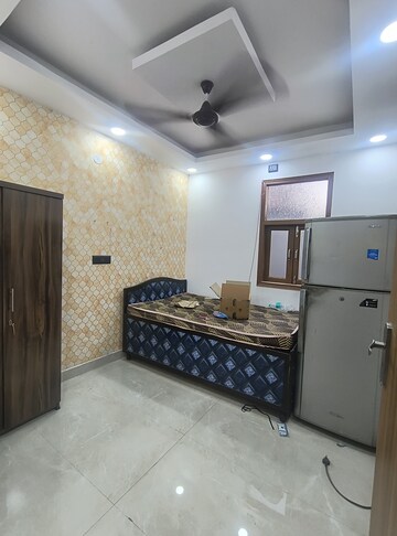 2 BHK Builder Floor For Rent in Govindpuri