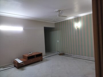 Living Room in 3 BHK Apartment at Ardee City The Residency, Sector 52 – for Rent