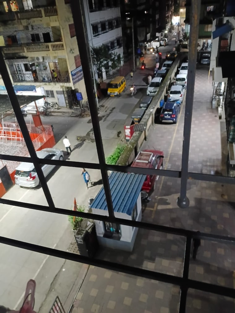 Gym, giriraj-classic 2 Bedroom 910 Sq.Ft. Apartment In Kopar Khairane Navi Mumbai 9301592