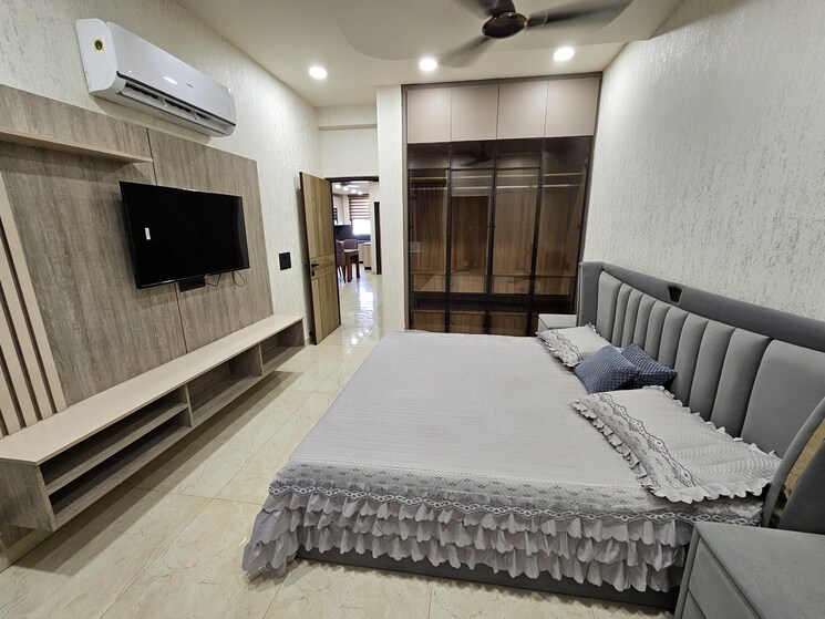 Bedroom, ambala highway 3 Bedroom 150 Sq.Yd. Apartment In Ambala Highway Zirakpur 9301663