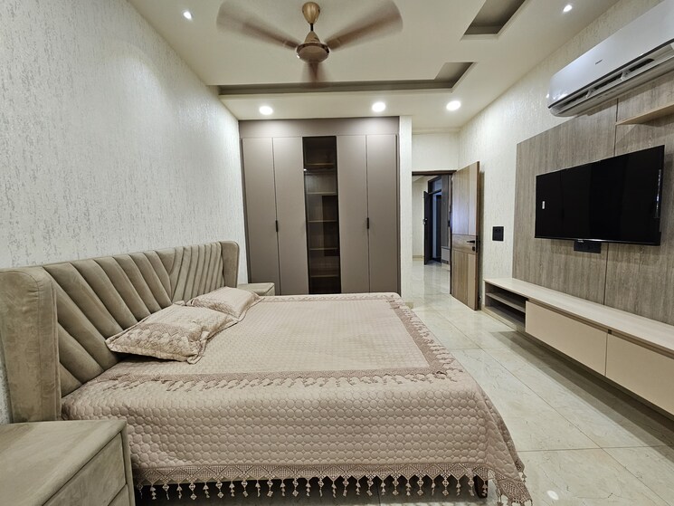 Bedroom, ambala highway 3 Bedroom 150 Sq.Yd. Apartment In Ambala Highway Zirakpur 9301663