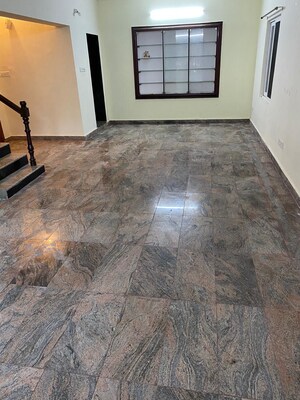 Room in 4 BHK Independent House at Indiranagar – for Rent