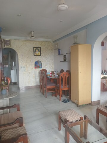 Living Room in 2 BHK Apartment at Manish Sun Flower Apartment, Andheri West – for Rent