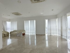 Building Lobby in 4 BHK Apartment at Indiabulls Sky, Lower Parel – for Rent